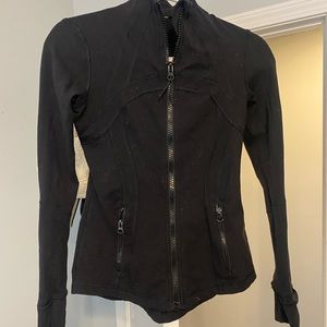 black lululemon jacket size 2